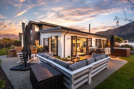 Photo of property in 3 Erskine Street, Lake Hayes, Queenstown, 9304
