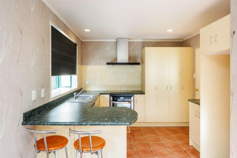 Photo of property in 19 Logan Way, Kelvin Grove, Palmerston North, 4414