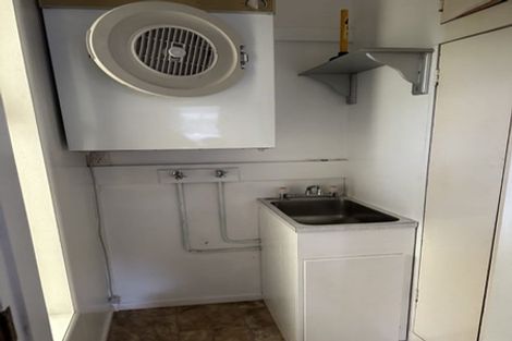 Photo of property in 6 Walker Avenue, Paremata, Porirua, 5026