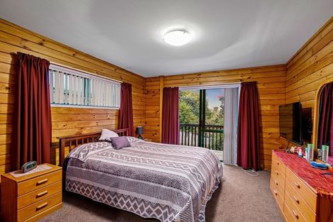 Photo of property in 2/161b Colwill Road, Massey, Auckland, 0614