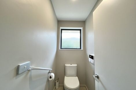 Photo of property in 1 Keats Place, Rolleston, 7614