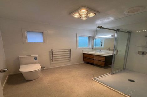 Photo of property in 34 Titoki Street, Te Atatu Peninsula, Auckland, 0610