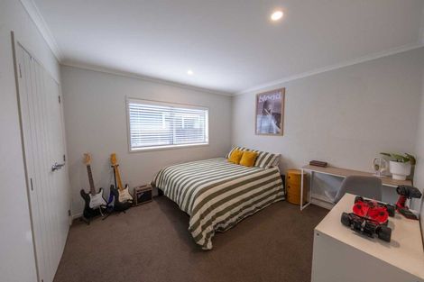 Photo of property in 14 Will Street, Huapai, Kumeu, 0810