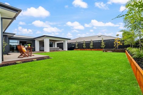 Photo of property in 19 Frank Ernest Crescent, Prebbleton, 7676