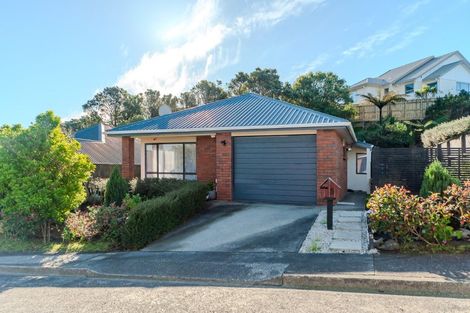 Photo of property in 5 Peter Button Place, Johnsonville, Wellington, 6037