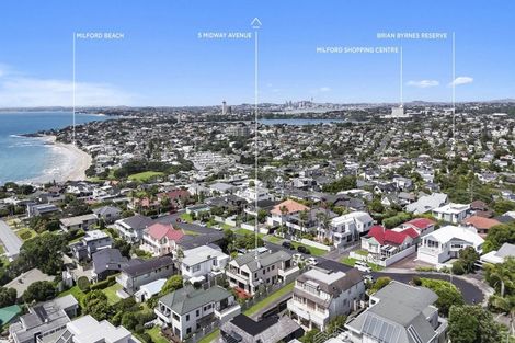 Photo of property in 5 Midway Avenue, Castor Bay, Auckland, 0620