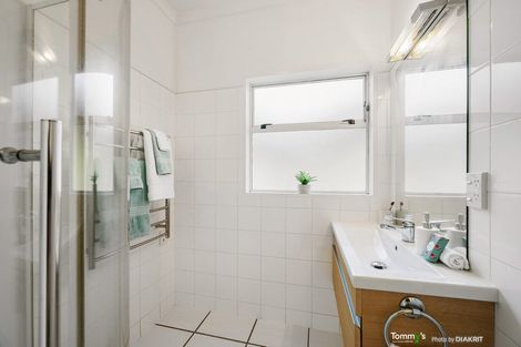 Photo of property in 23f3 Box Hill, Khandallah, Wellington, 6035