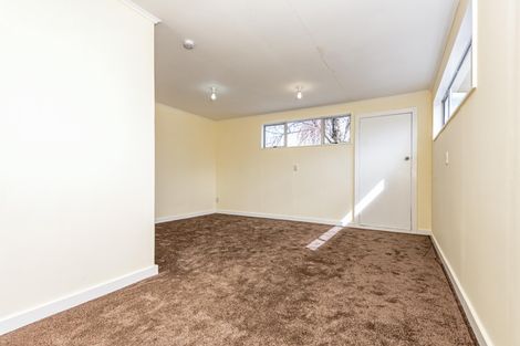 Photo of property in 18 Acacia Street, Kelvin Grove, Palmerston North, 4414