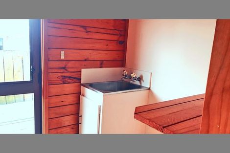 Photo of property in 49 Larnoch Road, Henderson, Auckland, 0610