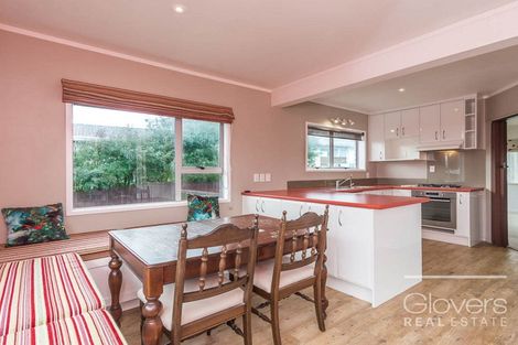 Photo of property in 4214a/2 Great North Road, Glendene, Auckland, 0602
