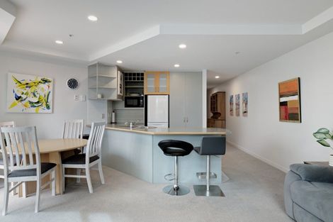 Photo of property in 10/12 Maunganui Road, Mount Maunganui, 3116