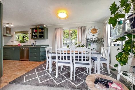 Photo of property in 1/27 Midgley Road, West Harbour, Auckland, 0618