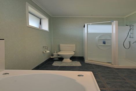 Photo of property in 107 Royal Road, Massey, Auckland, 0614