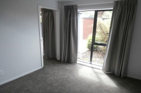 Photo of property in 2/238 Edgeware Road, Edgeware, Christchurch, 8013