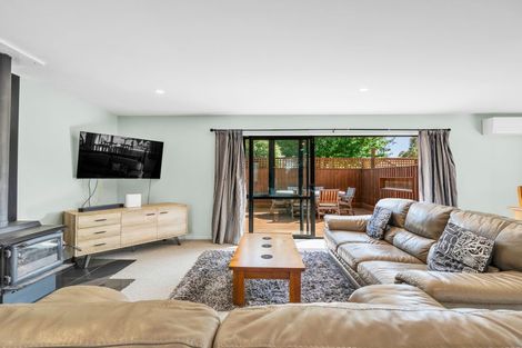 Photo of property in 27 Reserve Road, Waikuku Beach, 7473