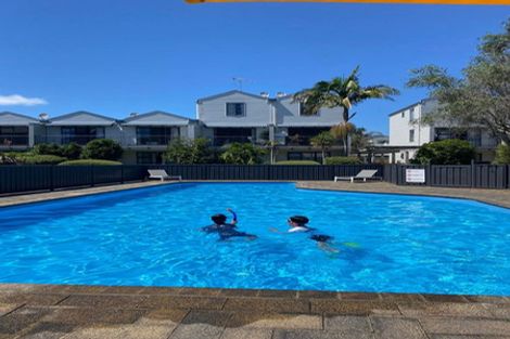 Photo of property in 15/5 Carolina Place, Albany, Auckland, 0632