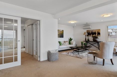 Photo of property in 2a Hinewa Road, Otumoetai, Tauranga, 3110