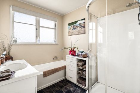 Photo of property in 90a Main South Road, Green Island, Dunedin, 9018