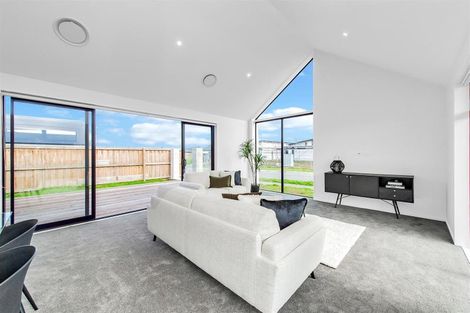 Photo of property in 39 Frank Ernest Crescent, Prebbleton, 7604