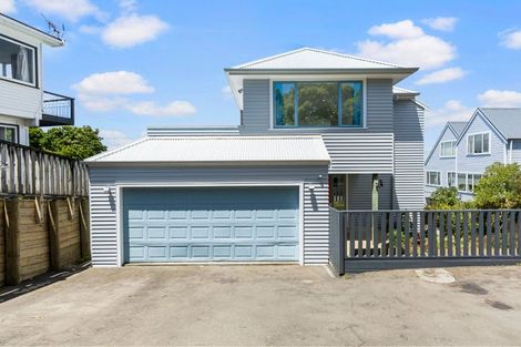 Photo of property in 32 Mandalay Terrace, Khandallah, Wellington, 6035
