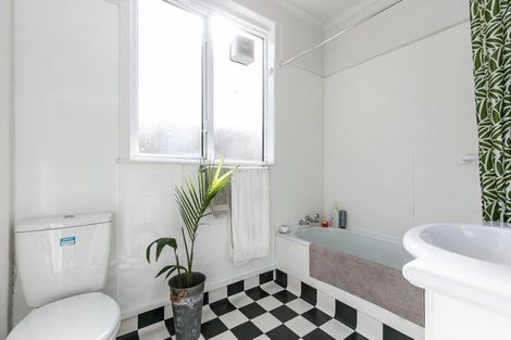 Photo of property in Samoa High Commission, 1f4 Wesley Road, Kelburn, Wellington, 6012
