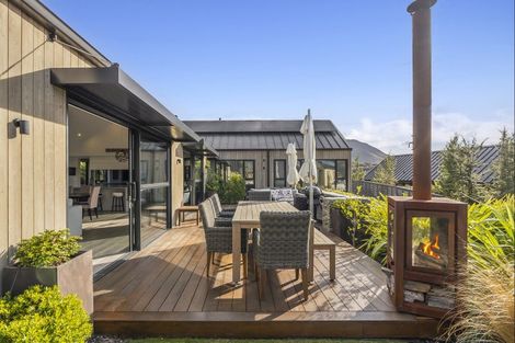 Photo of property in 10a Kinross Lane, Jacks Point, Queenstown, 9371