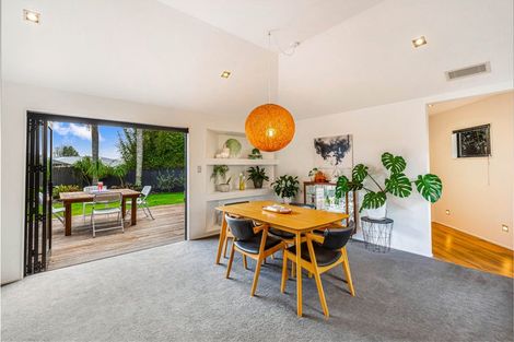 Photo of property in 19 Hamurana Place, Te Atatu Peninsula, Auckland, 0610