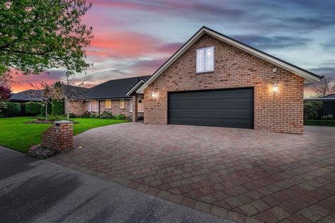 Photo of property in 70 Northwood Boulevard, Northwood, Christchurch, 8051