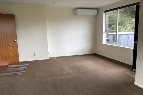 Photo of property in 3a Spruce Grove, Ranui, Porirua, 5024