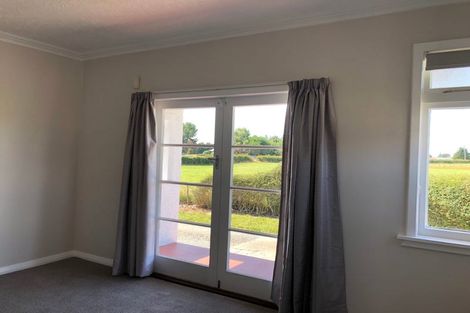 Photo of property in 185 Arapaepae Road, Levin, 5571