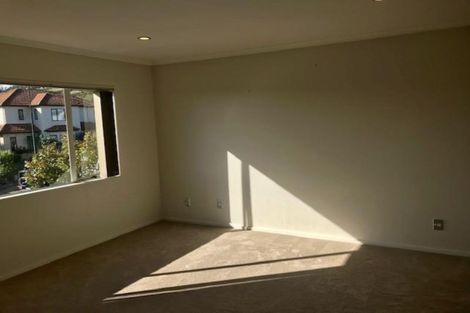 Photo of property in 29 Coachman Drive, Flat Bush, Auckland, 2016