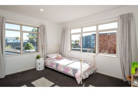 Photo of property in 31 Eversleigh Street, St Albans, Christchurch, 8014