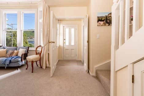 Photo of property in 13 West Road, Northland, Wellington, 6012