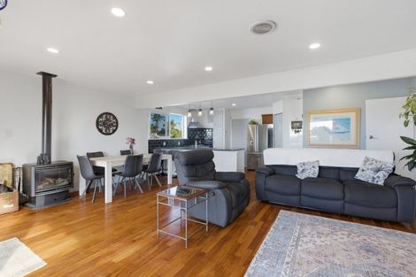 Photo of property in 476 Papamoa Beach Road, Papamoa Beach, Papamoa, 3118