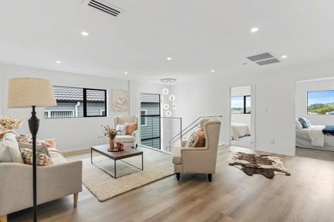 Photo of property in 3/7 Alston Avenue, Kelston, Auckland, 0602