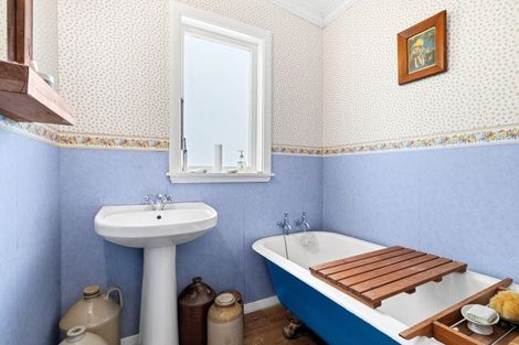 Photo of property in 126 Gladstone Road, Levin, 5571