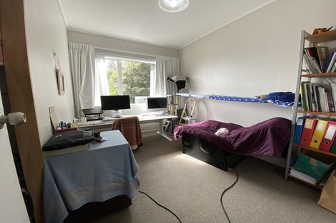 Photo of property in 15f1 Bloomsbury Grove, Newlands, Wellington, 6037