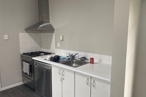 Photo of property in 28 Stapletons Road, Richmond, Christchurch, 8013