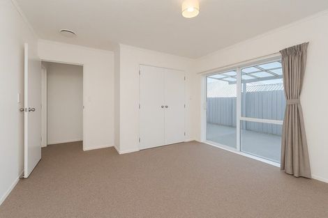 Photo of property in 5 Peter Button Place, Johnsonville, Wellington, 6037