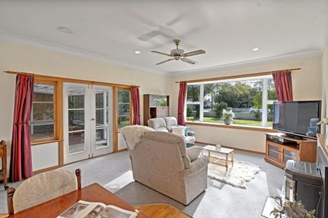 Photo of property in 59 Kent Street, Carterton, 5713