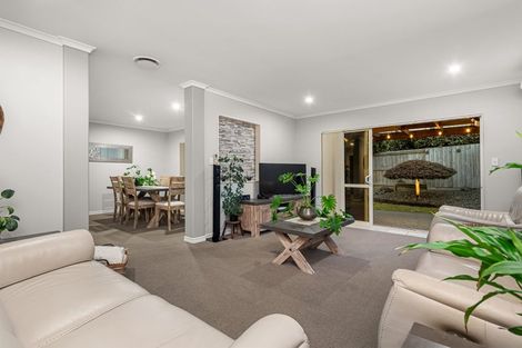 Photo of property in 4 Kestrel Avenue, Welcome Bay, Tauranga, 3112