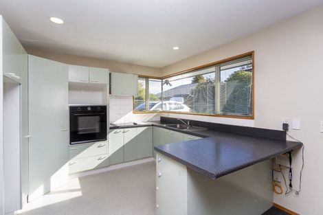 Photo of property in 96 Rattray Street, Riccarton, Christchurch, 8041