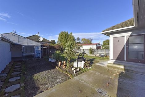 Photo of property in 146 Wainoni Road, Avondale, Christchurch, 8061