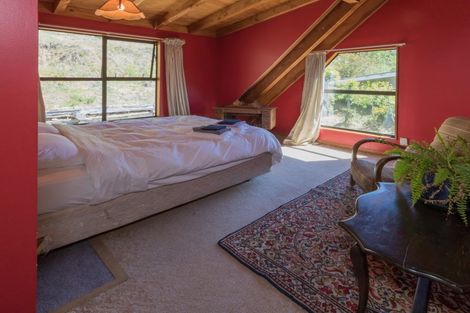 Photo of property in 50 Main Road, Luggate, Cromwell, 9383