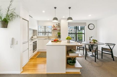 Photo of property in 83c Hill Street, Thorndon, Wellington, 6011