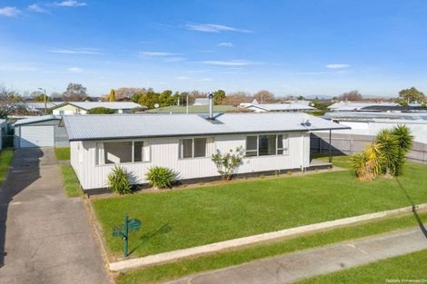 Photo of property in 17 Tait Drive, Greenmeadows, Napier, 4112