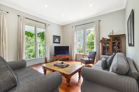 Photo of property in 49 Simla Crescent, Khandallah, Wellington, 6035