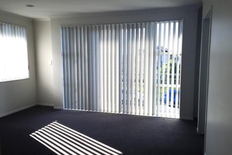 Photo of property in 16 Mcginty Street, Takanini, 2112