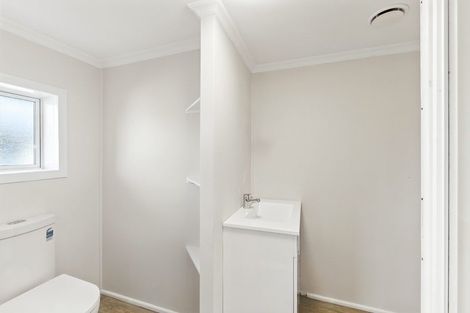 Photo of property in 5 Karaka Street, Otaki Beach, Otaki, 5512