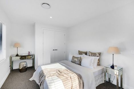 Photo of property in 16 Rich Rise, Havelock North, 4130